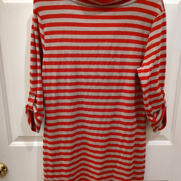 Dress - Picture 3 of 4